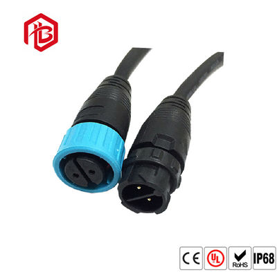 Kopen A18-serie luchtvaart mannelijke en vrouwelijke plug-in schroef lassen bedrading 2 tot 5 pin waterdichte fotovoltaïsche connector zelfvergrendeling online manufacture